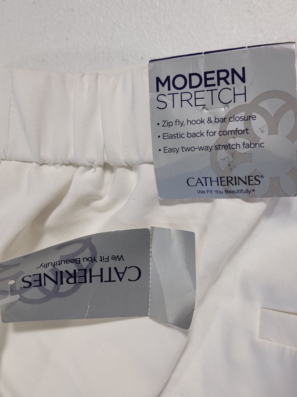 Catherines White Capris - Picture 5 of 5
